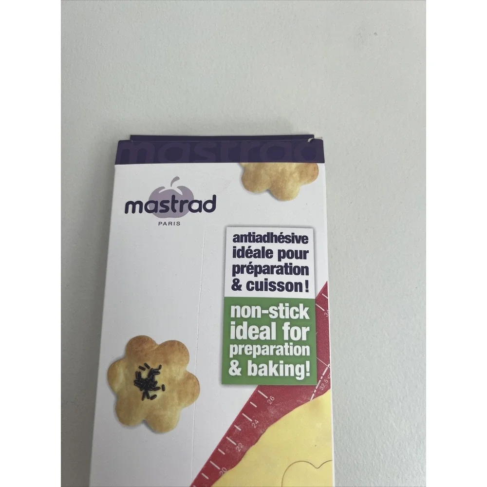 Mastrad Paris Pastry Mat Large Flexible Non Stick Red Silicone Baking Cookies